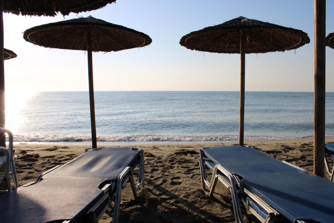 Olympic Beach Rooms Bagian luar foto